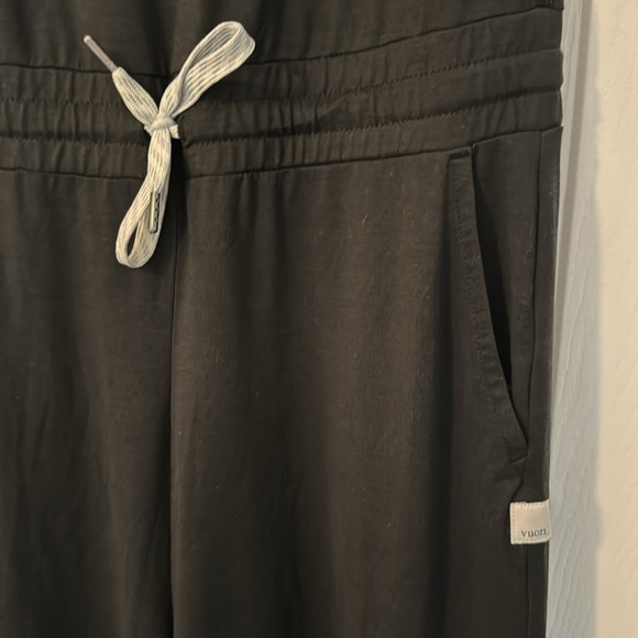 NWOT Vuori black Heather Wide Leg Jumpsuit - Picture 2 of 5